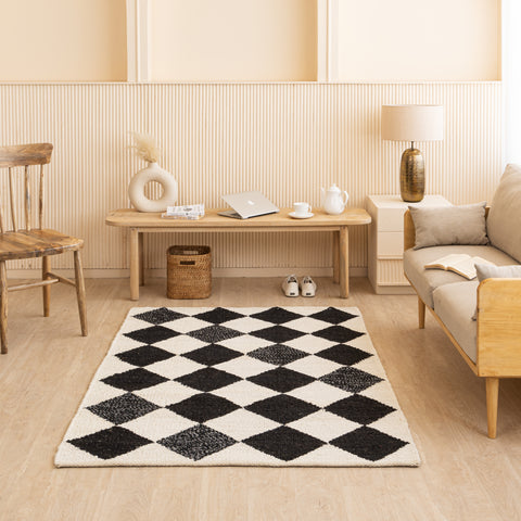 Handwoven Black & White Diamond Hemp Rug - Bold Geometric Design