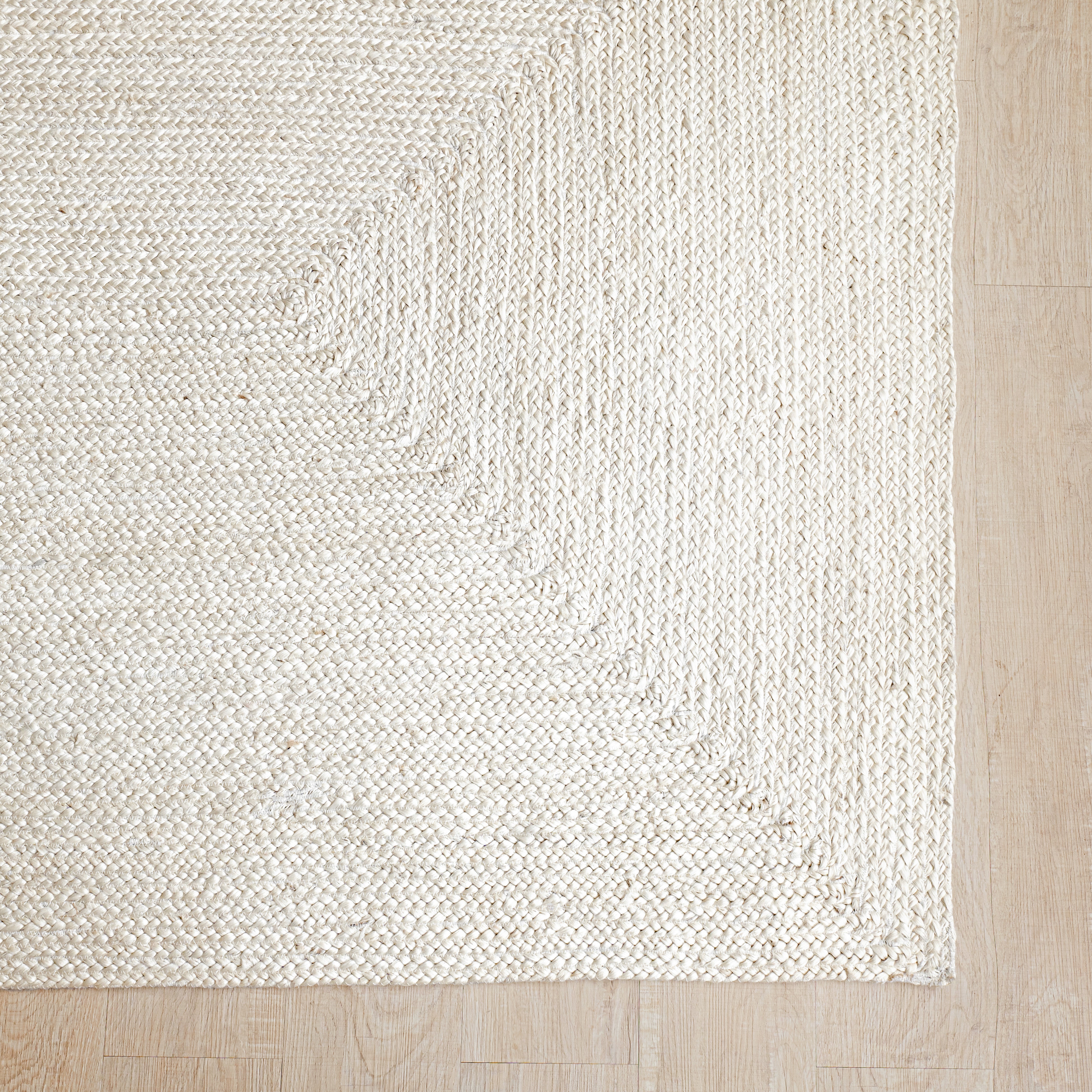 Ivory White Hand-Braided Hemp Rug – Minimalist Solid Design