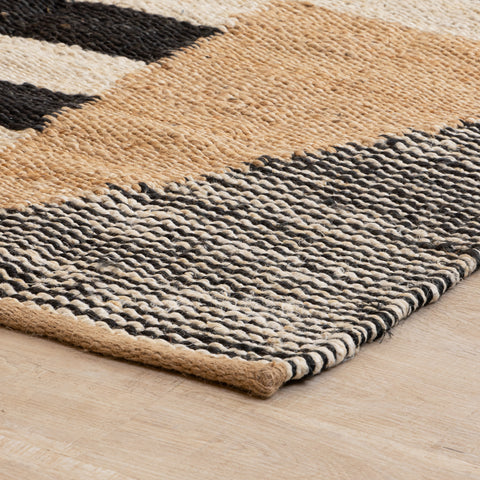 Handcrafted 100% Natural Hemp Rug – Natural Black & White Diamond Design