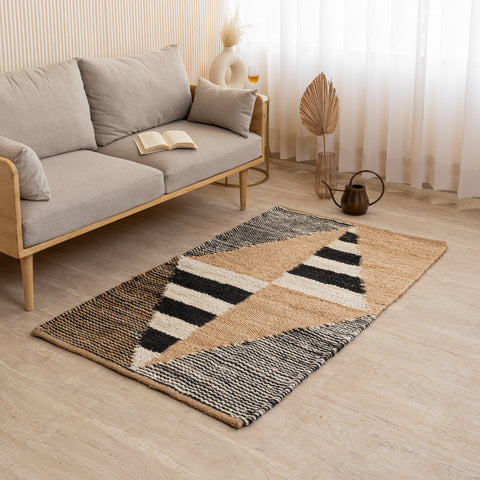 Handcrafted 100% Natural Hemp Rug – Natural Black & White Diamond Design