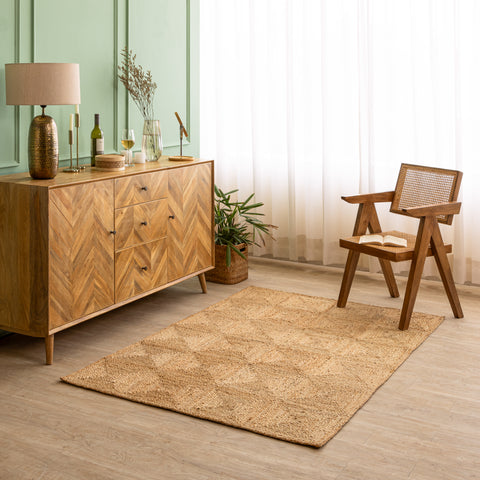 Hand-Braided Natural Hemp Area Rug with Geometric Pattern - Rustic Elegance