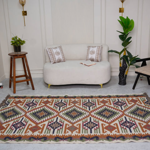 Traditional Indian Kilim Style Wool-Jute Rug – Handcrafted with Intricate Geometric Patterns