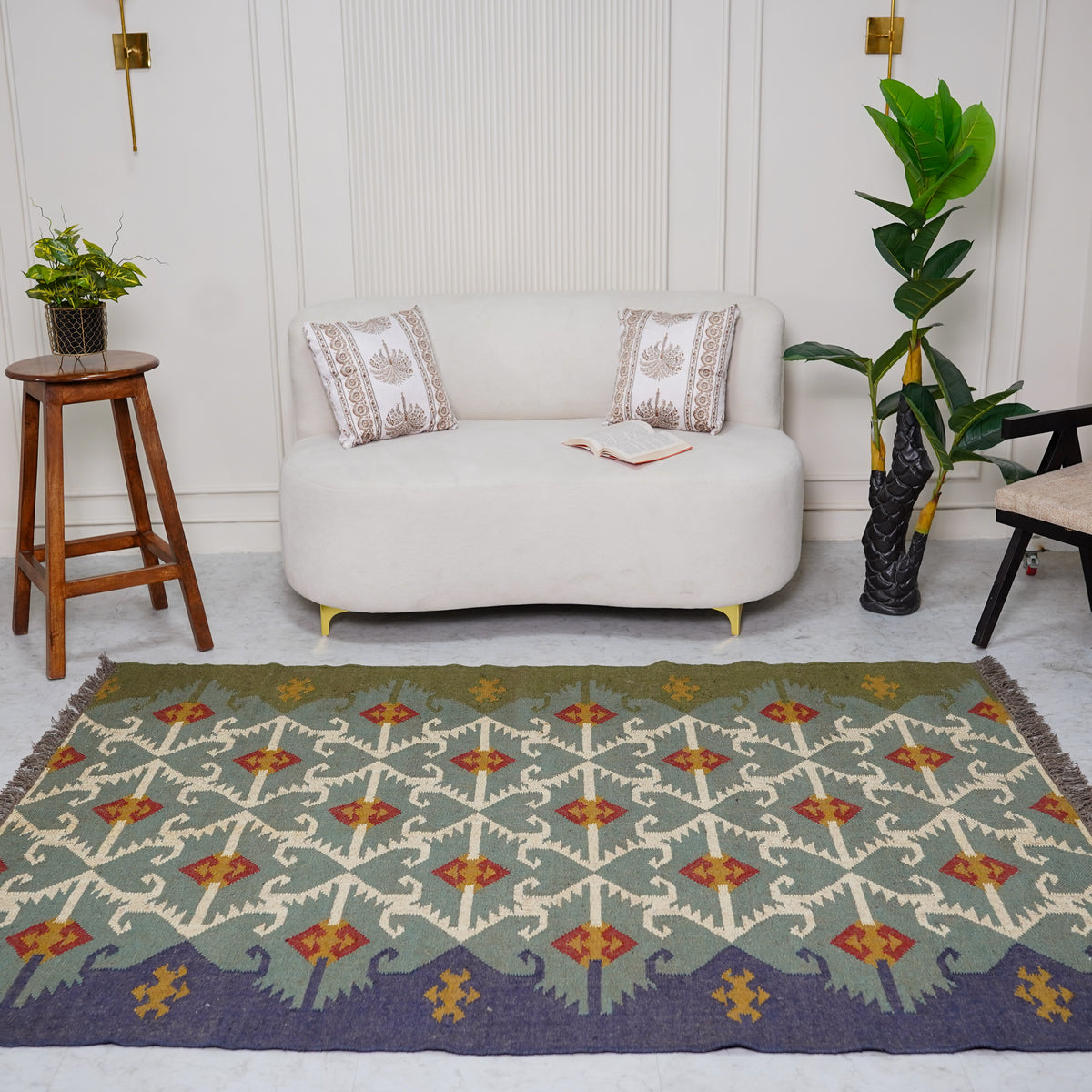 Heritage Green Kilim Wool-Jute Wool Rug – Handcrafted Traditional Indian Design