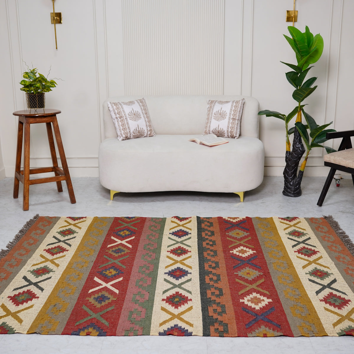 Rustic Striped Kilim-Inspired Wool-Jute Rug – Handcrafted Flatweave with Traditional Indian Geometric Pattern