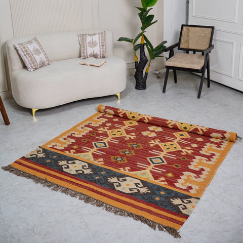 Traditional Jute-Wool Rug with Geometric Diamond Motifs – Handcrafted Kilim Design