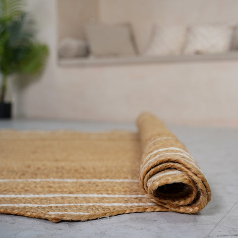 Handcrafted Scalloped Hemp Area Rug with Elegant Wavy Borders – Natural Beige & White Accents