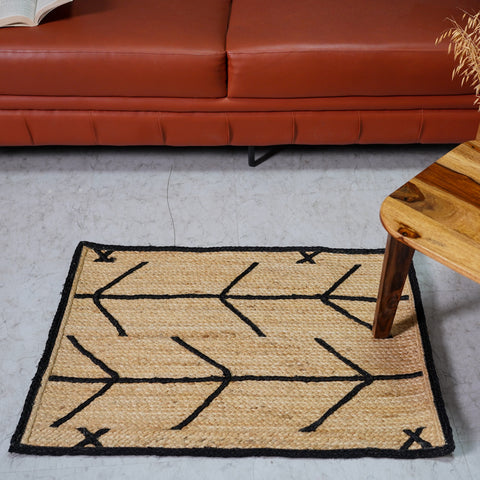 Handcrafted Hemp Chevron Pattern Accent Rug – Natural & Black