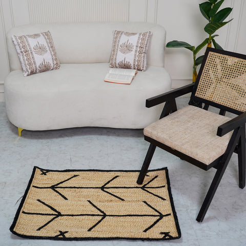 Handcrafted Hemp Chevron Pattern Accent Rug – Natural & Black